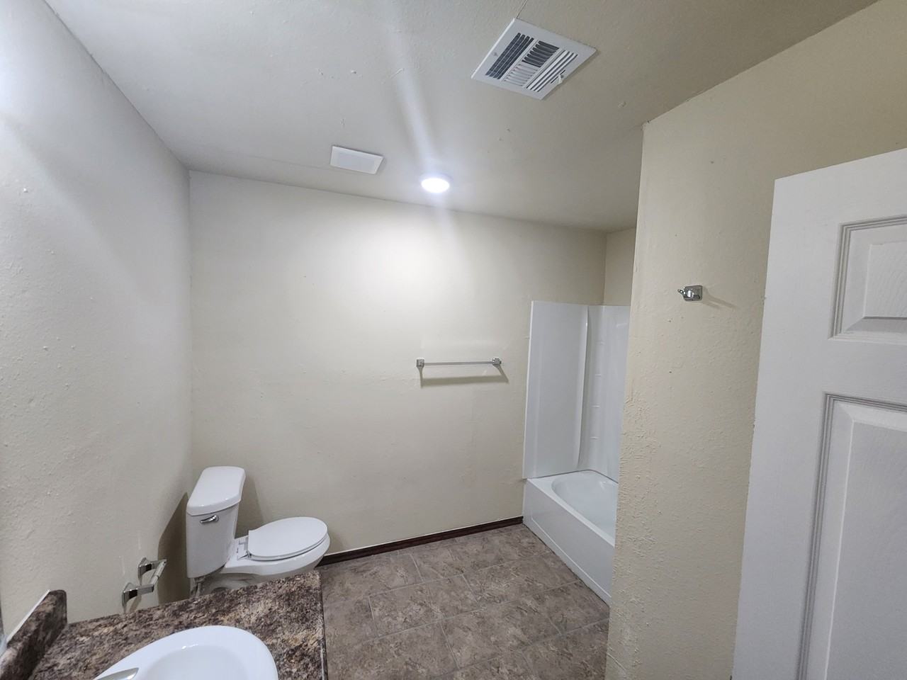 2808 Se 55th St #NA - Photo 3 of 14