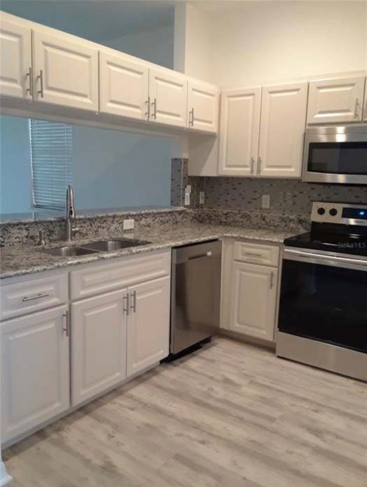 12403 Gallant Ct #12403 - Photo 2 of 6