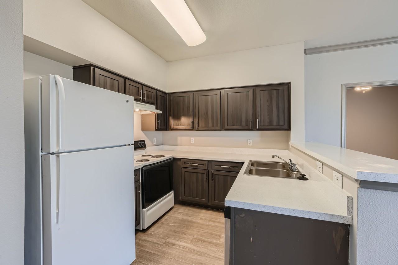 Lakeline Apartments - Photo 2 of 26