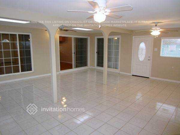 1210 W George St - Photo 2 of 11