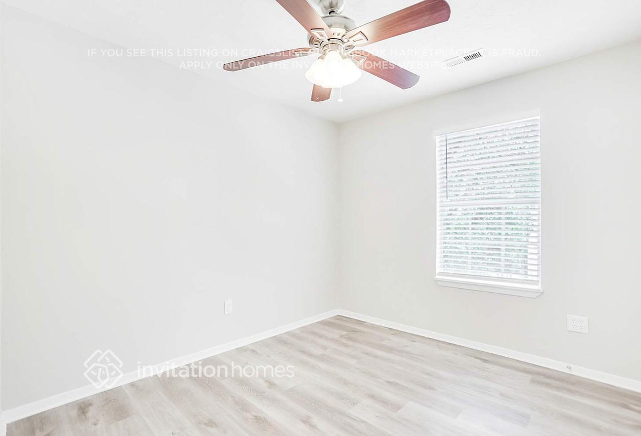 4468 Highland Pl Ne - Photo 6 of 12