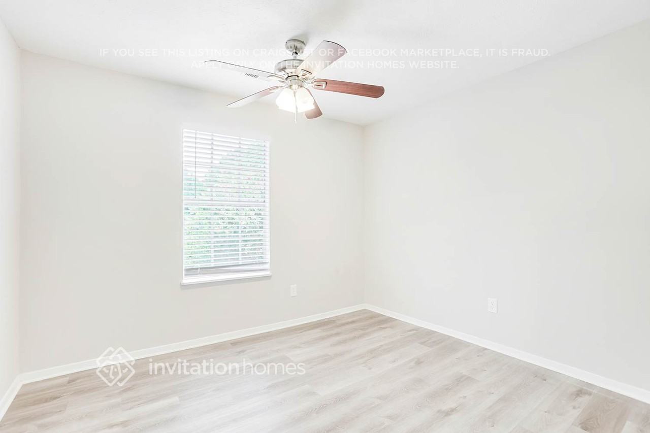 4468 Highland Pl Ne - Photo 7 of 12