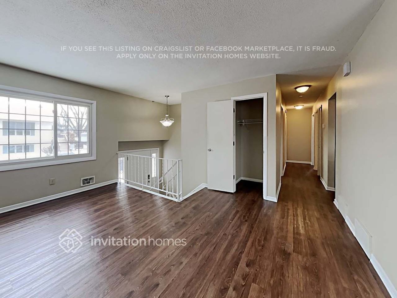 401 42nd Ave Ne - Photo 5 of 21