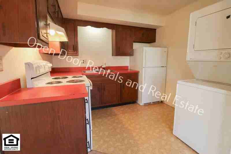 802 20th St - Photo 3 of 6