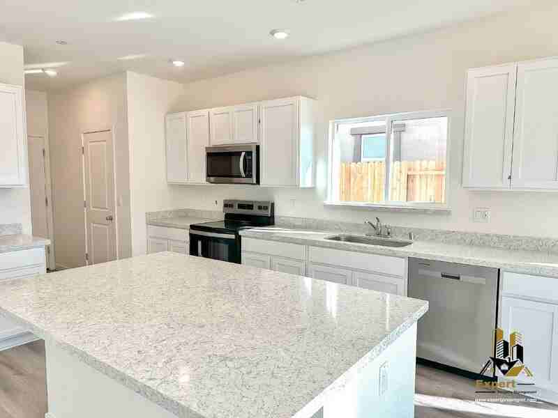 8161 Trapper Ranch Rd - Photo 7 of 26