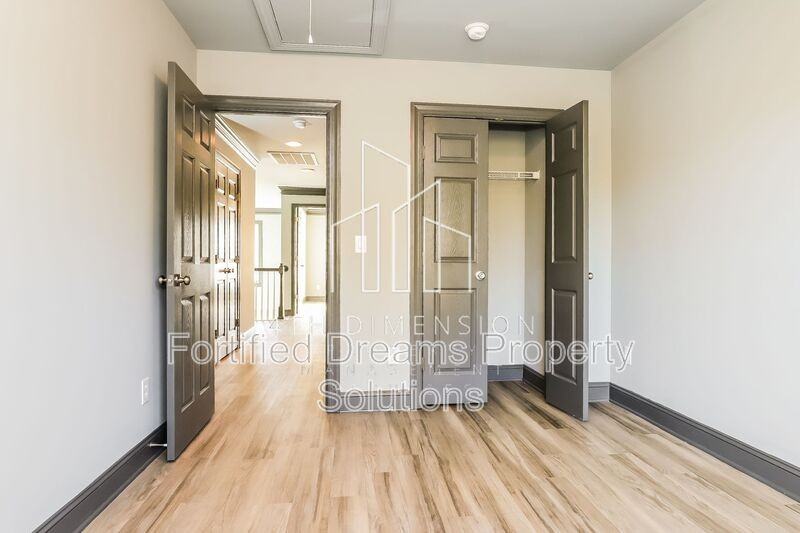 103 Eva Dr - Photo 5 of 21