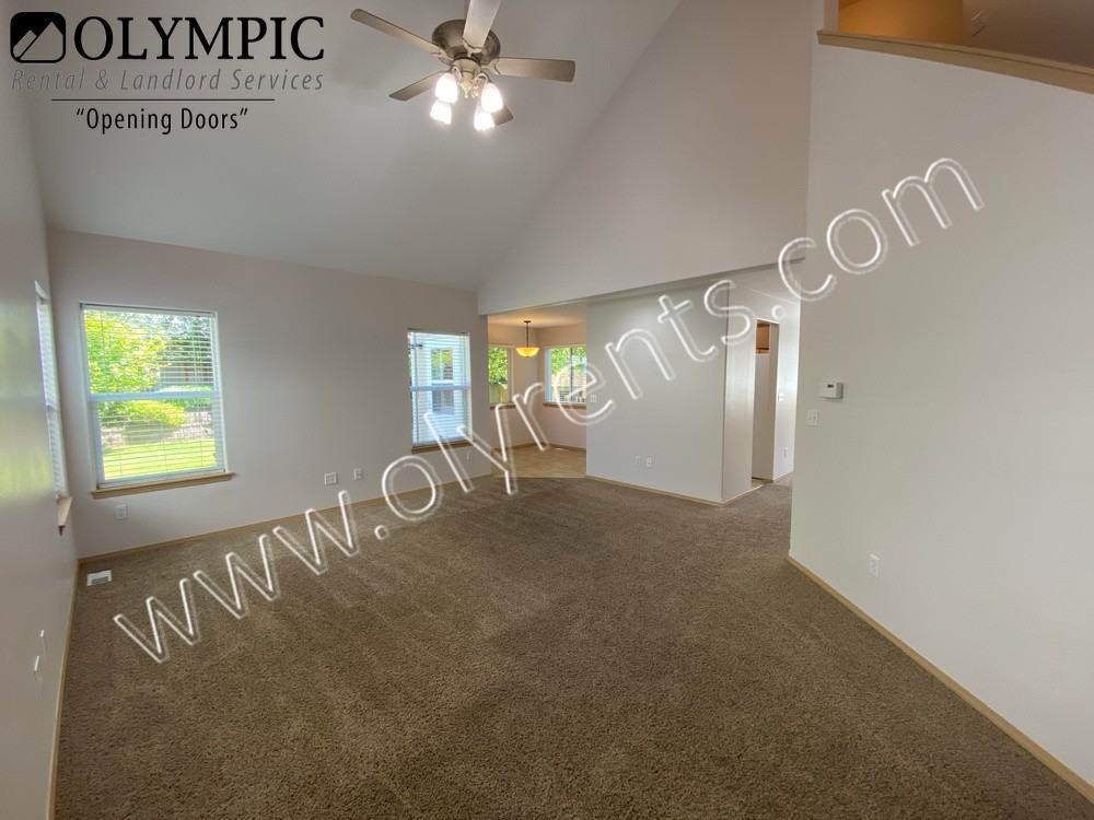 2012 Sable Ln Ne - Photo 2 of 20