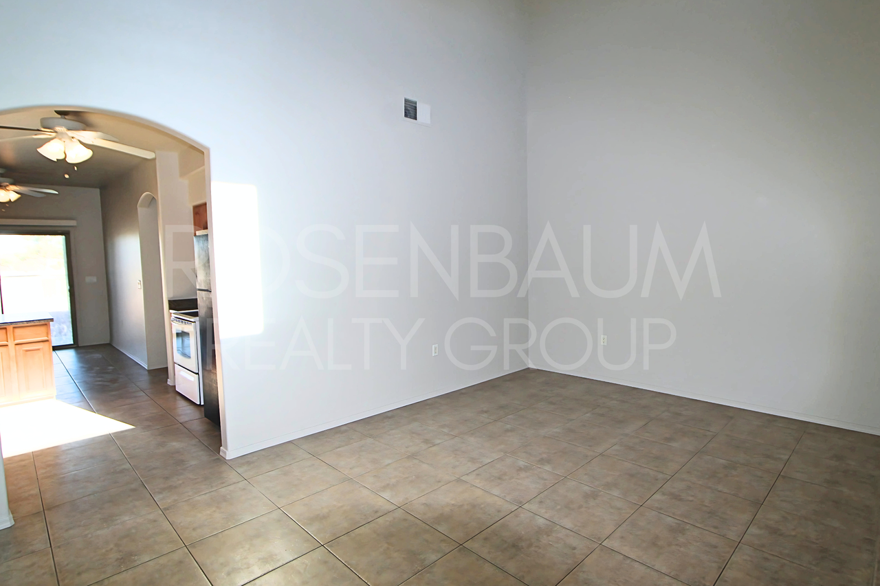 8580 W Monaco Blvd - Photo 2 of 17