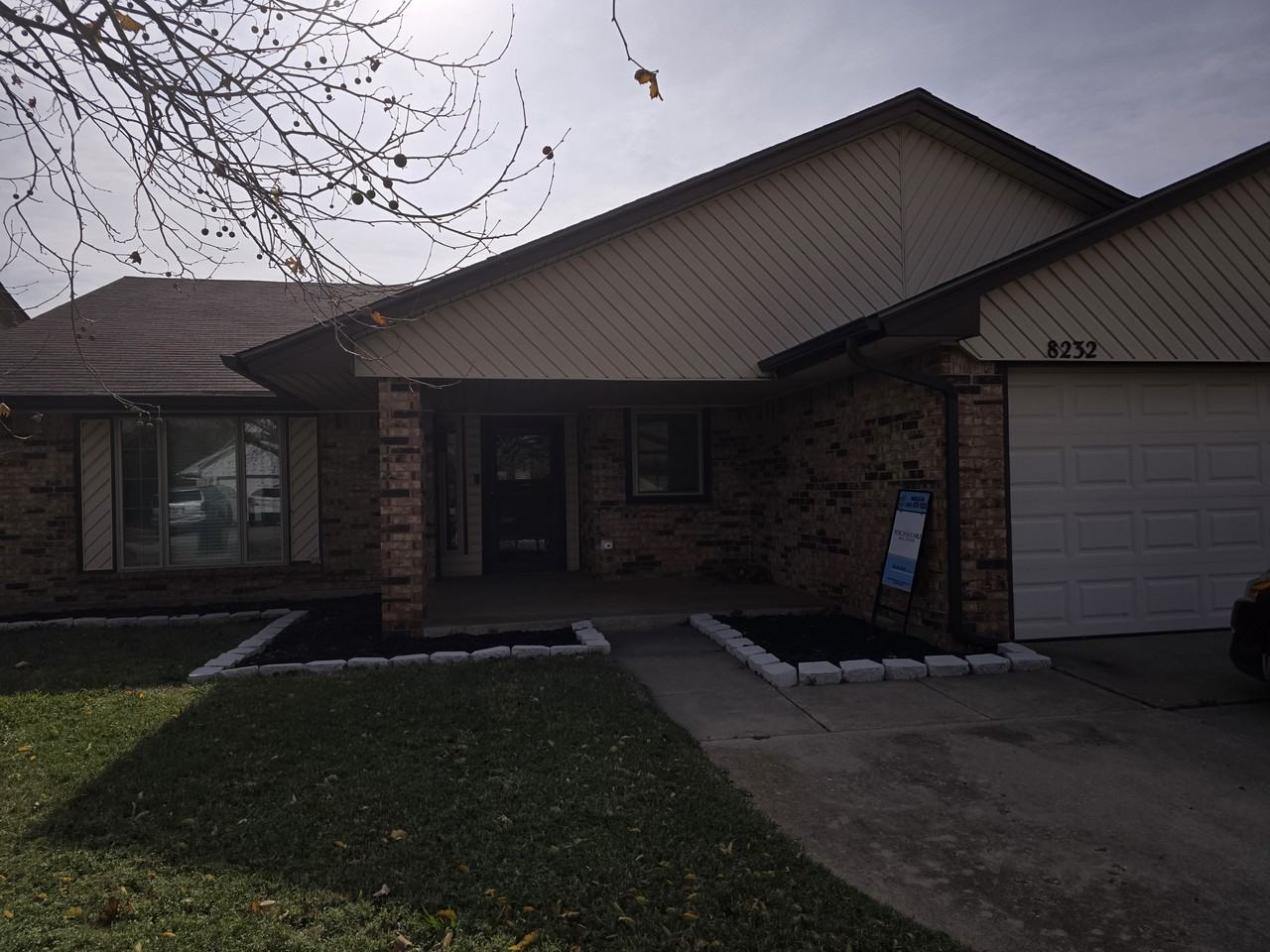 8232 Nw 111th Ter - Photo 2 of 12