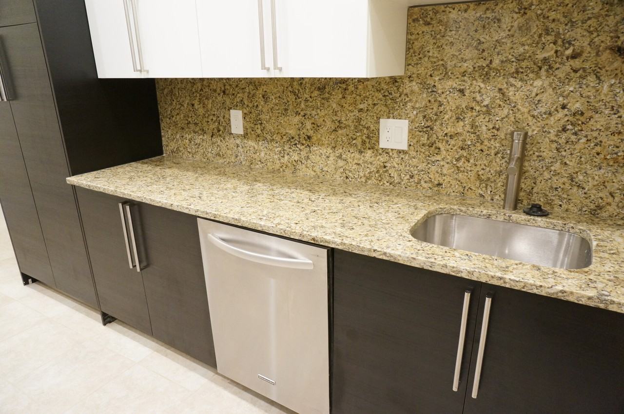 1032 Commonwealth Ave #2 - Photo 5 of 25