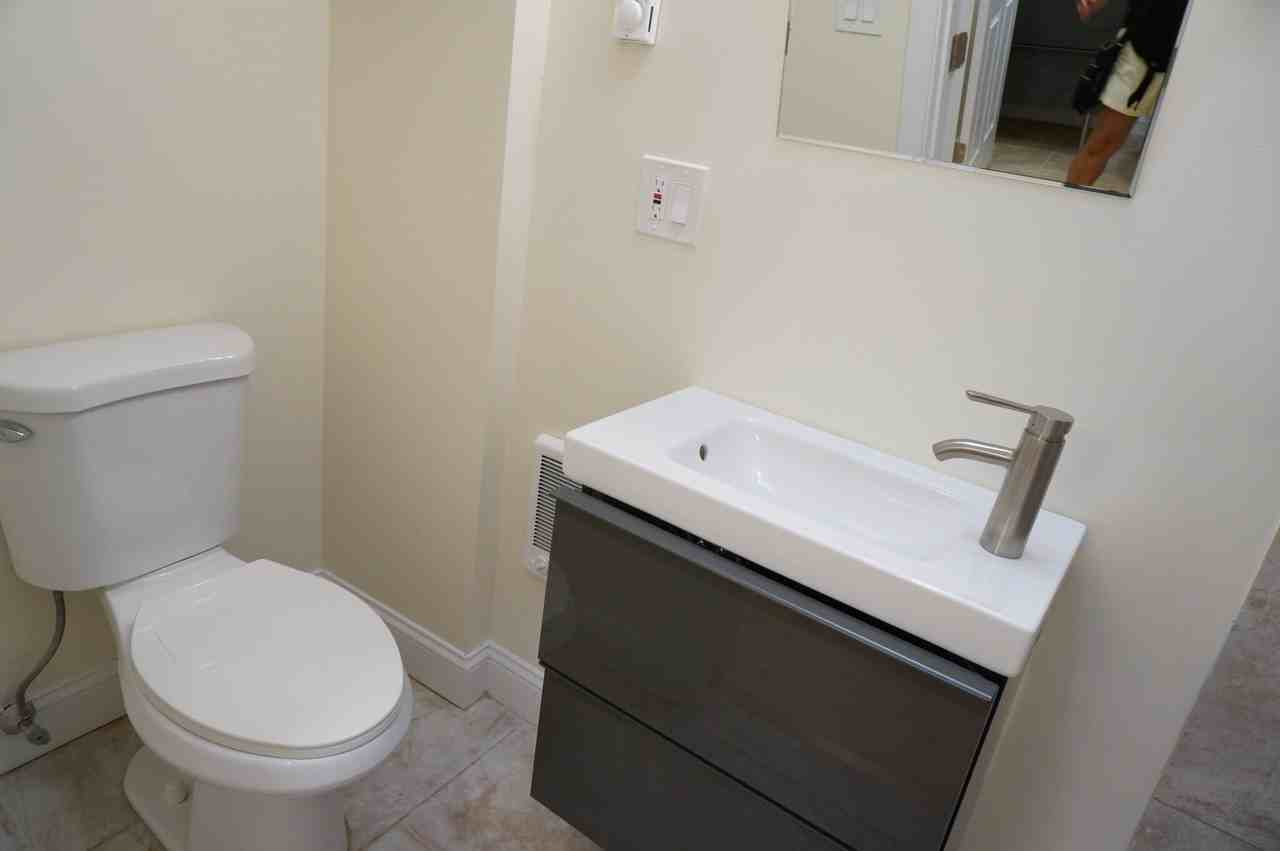 1032 Commonwealth Ave #2 - Photo 6 of 25