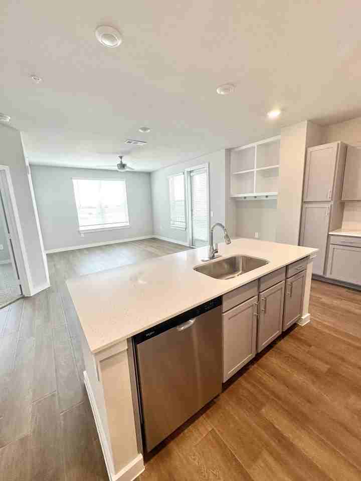 3845 Frontier Pkwy #3318 - Photo 7 of 12