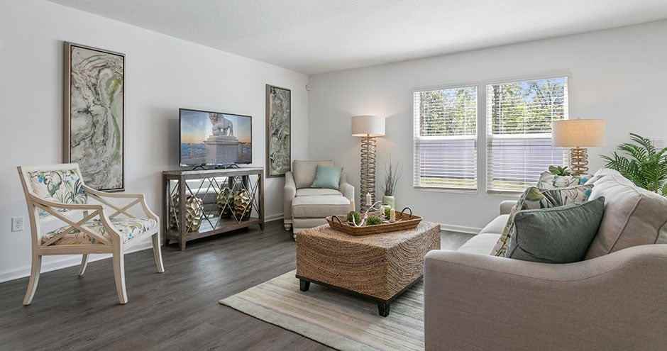 Westlake Landing - Photo 4 of 21