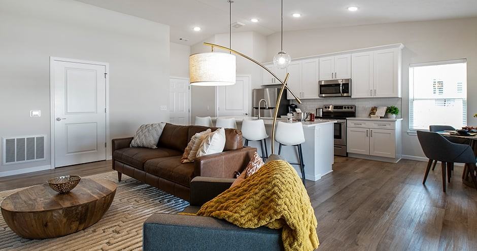 Princeton Place - Photo 5 of 37