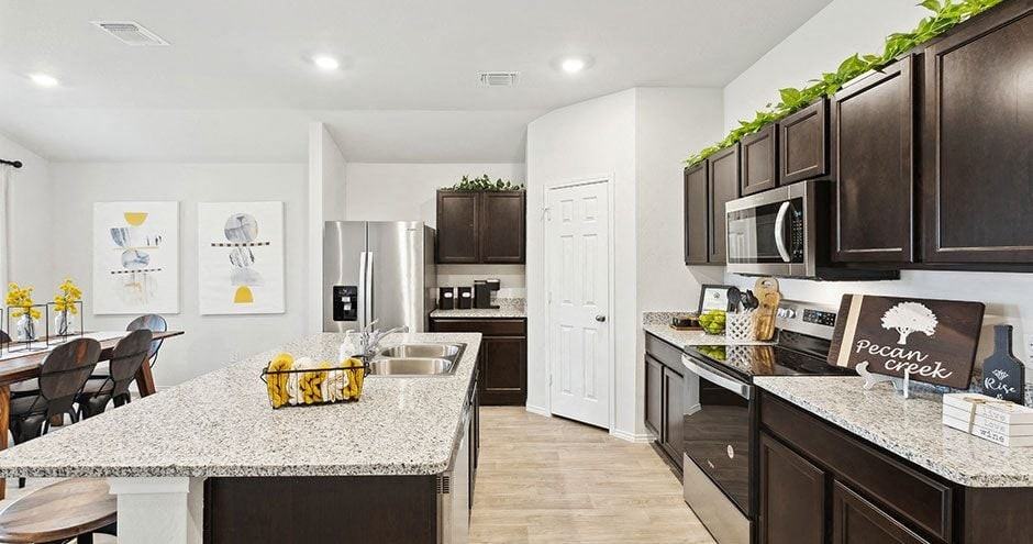 Pecan Creek - Photo 4 of 33