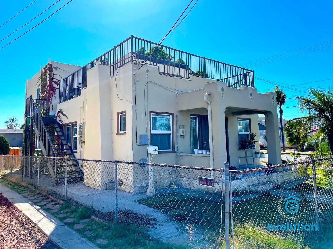 406 E Plaza Blvd - Photo 2 of 2