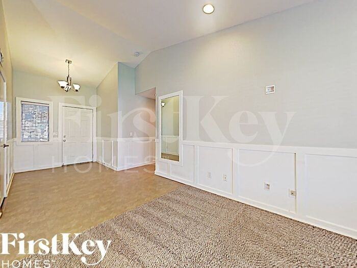 21443 N 33rd Ln - Photo 2 of 16