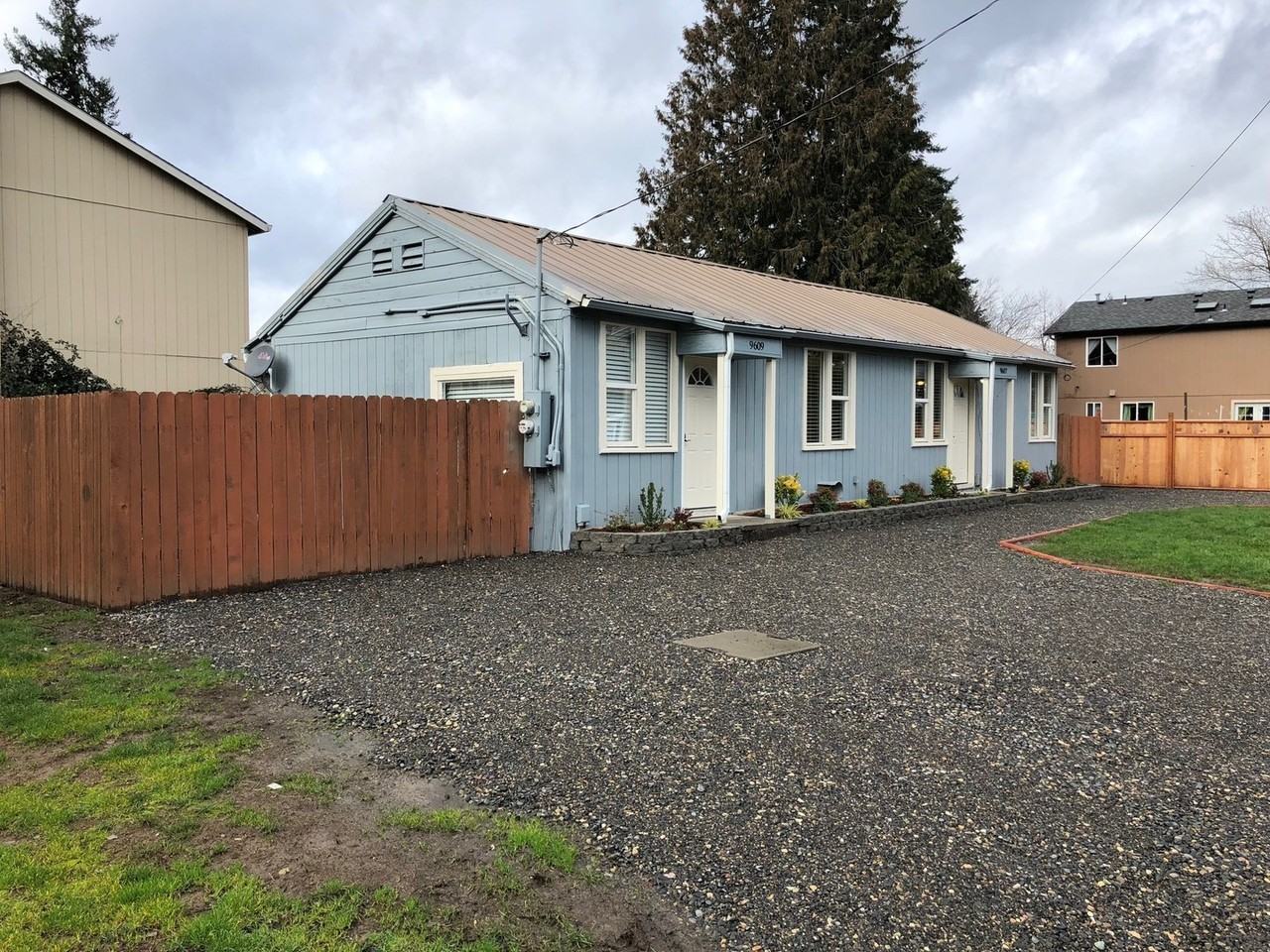 9609 Se Eckler Ave - Photo 3 of 16