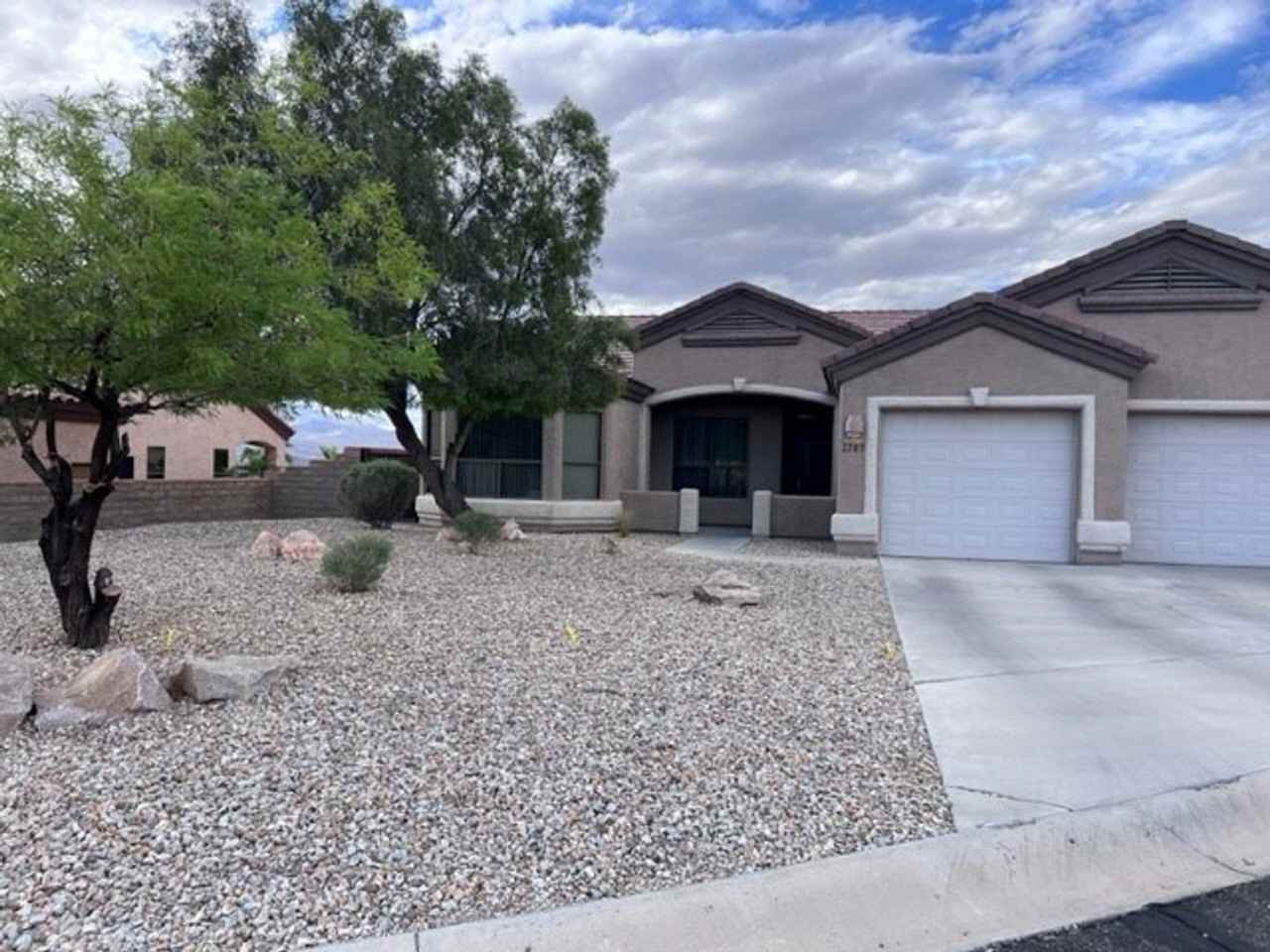 2789 Huntridge Dr - Photo 2 of 41