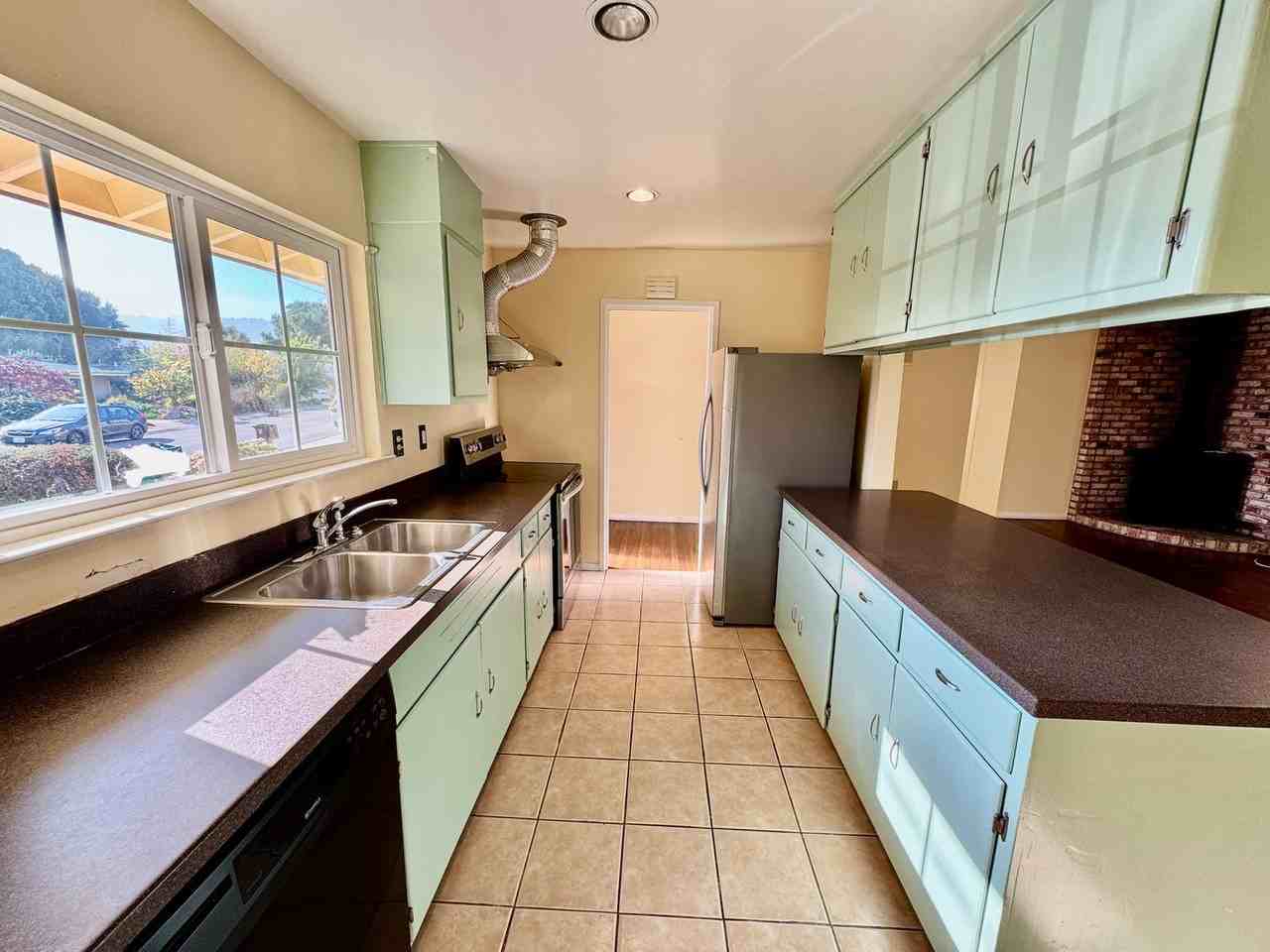 4367 Nelson Dr - Photo 5 of 27