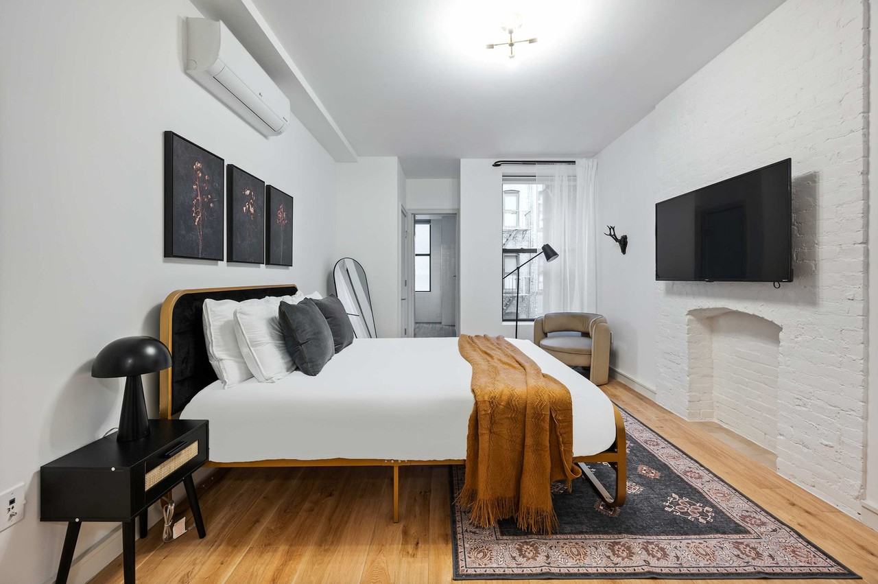 491 2nd Ave #1045526P - Photo 7 of 19
