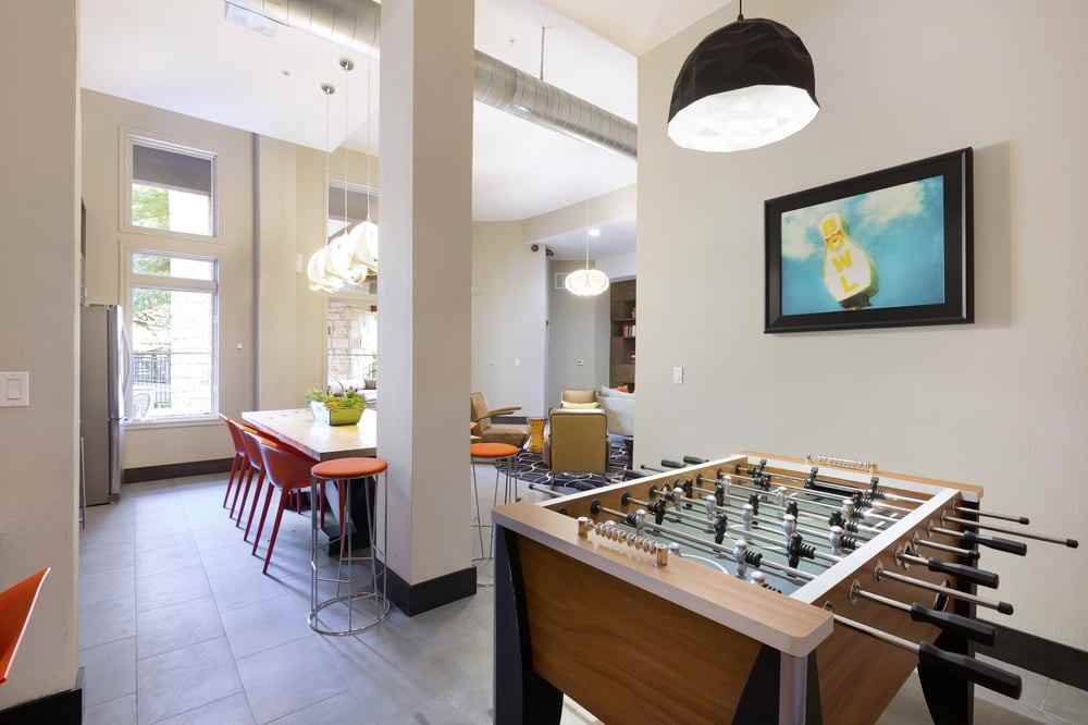 303 West Ave - Photo 3 of 20