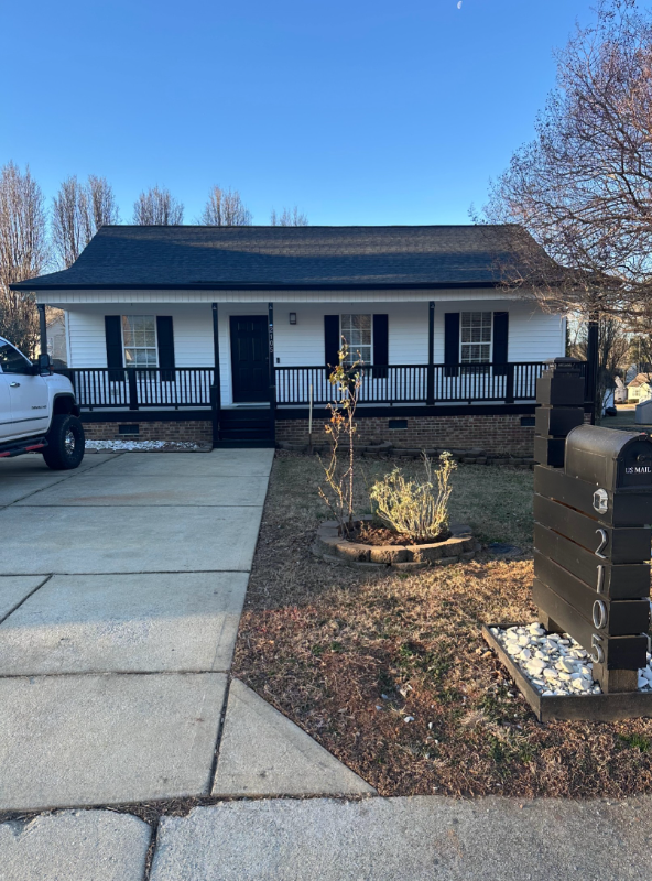 2105 Mckinnon Dr - Photo 7 of 20