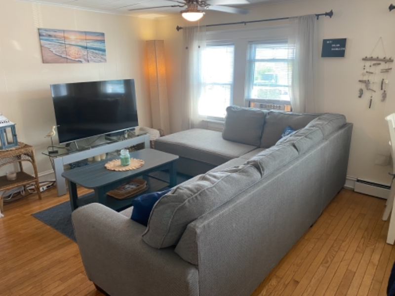 5500 Calvert Ave - Photo 3 of 17