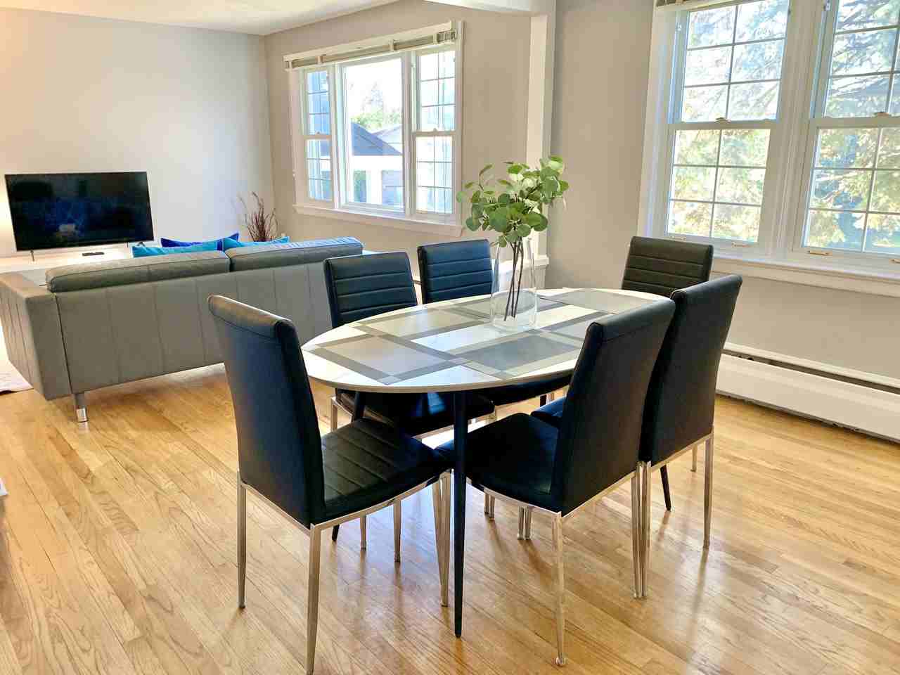 479 Vernon Avenue #2 - Photo 3 of 20