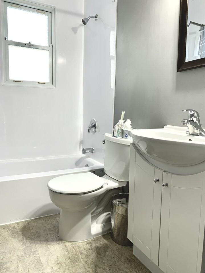 479 Vernon Avenue #2 - Photo 5 of 20