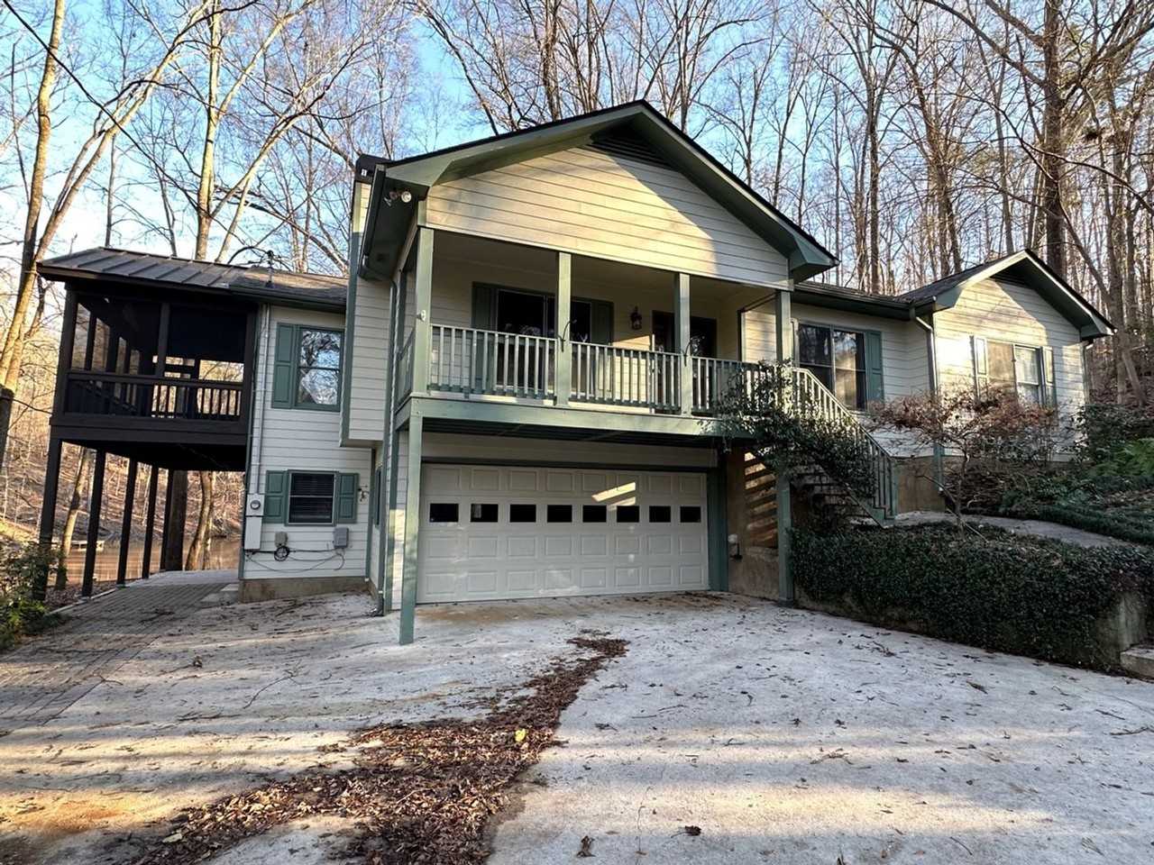 495 Somerset Dr - Photo 2 of 35