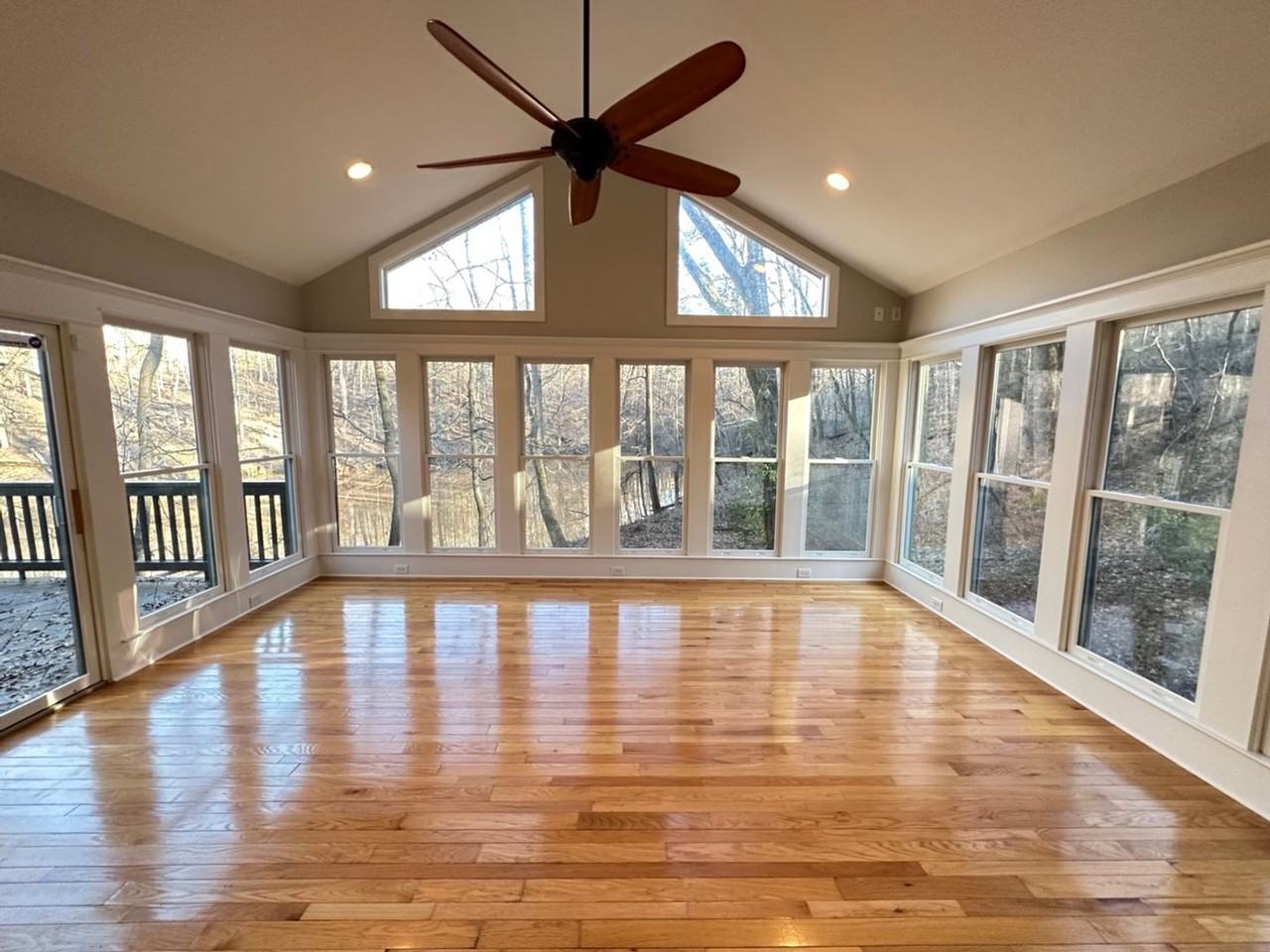 495 Somerset Dr - Photo 3 of 35