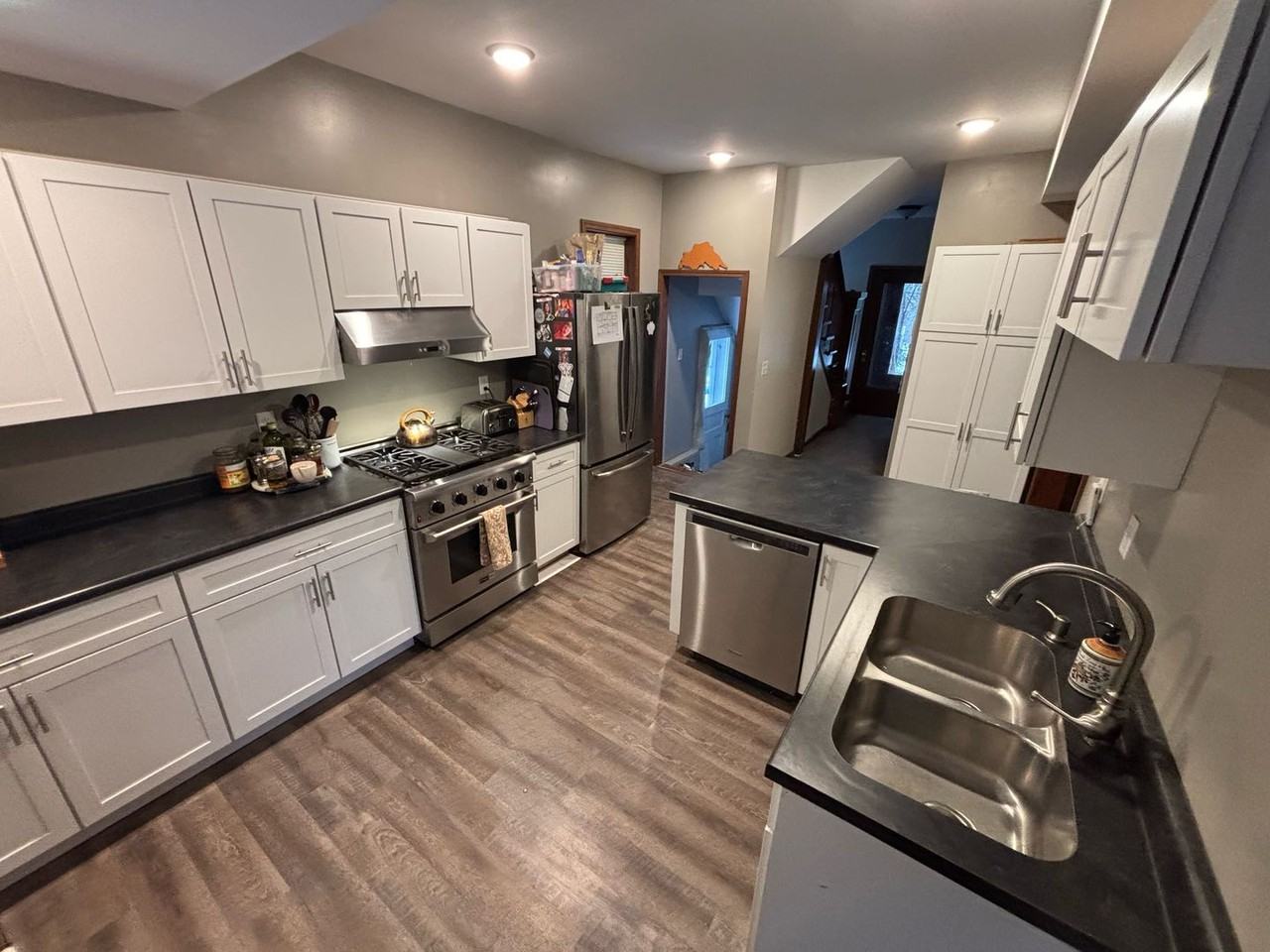 637 Woodland Ave - Photo 2 of 22