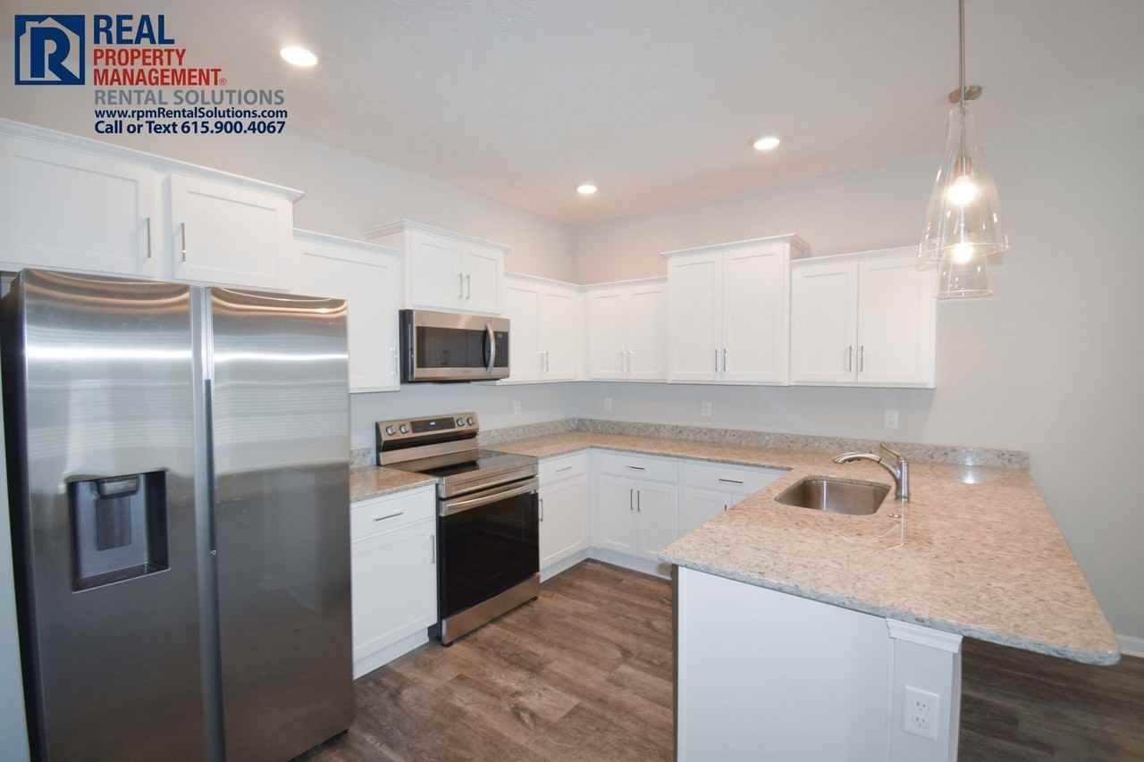 4304 Spyglass Dr - Photo 4 of 22