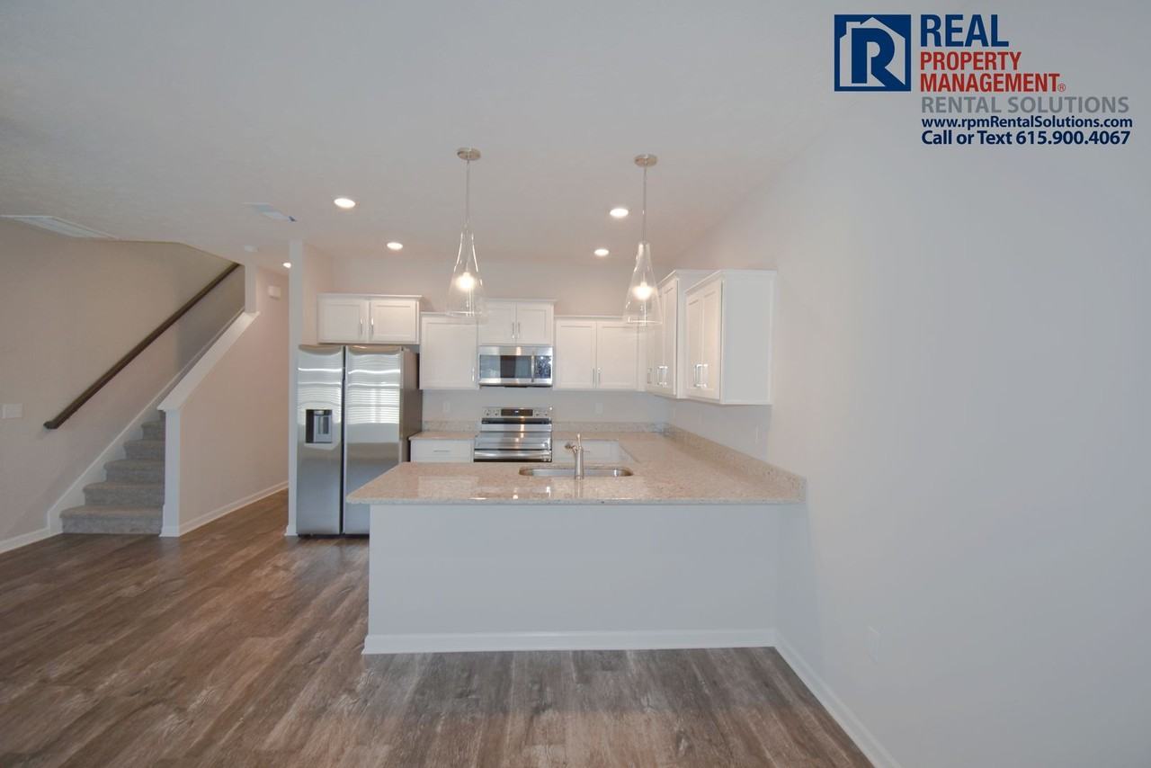 4304 Spyglass Dr - Photo 5 of 22