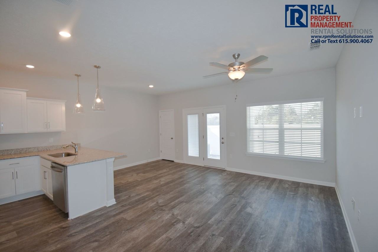 4304 Spyglass Dr - Photo 6 of 22