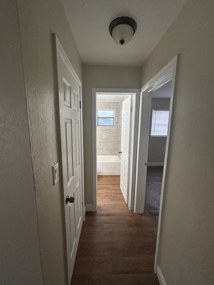 698 Sw 4th St #2 - Photo 2 of 10