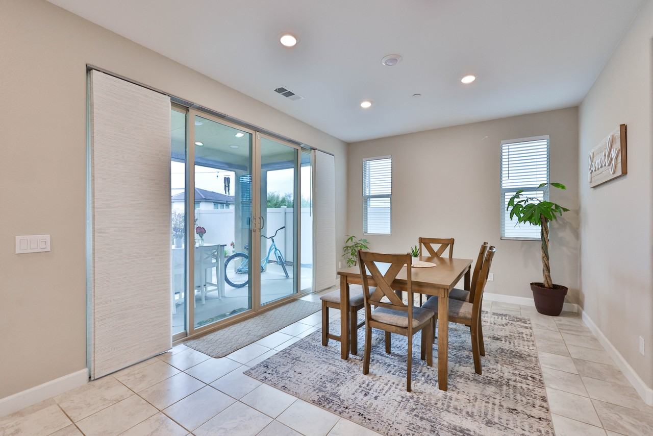 2023 Copernicus Court - Photo 3 of 28