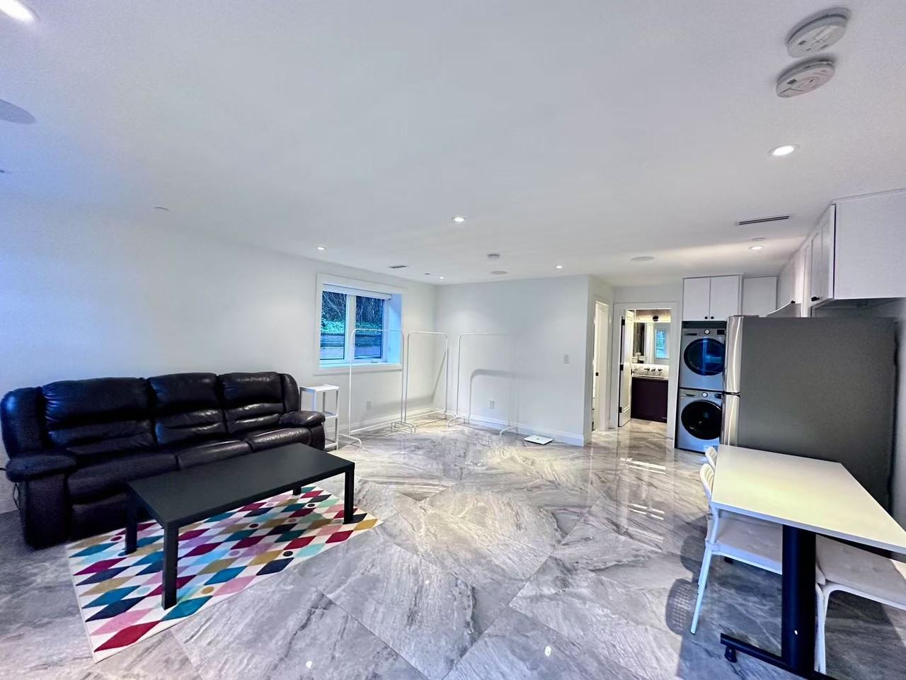 5529 University Boulevard - Photo 3 of 6