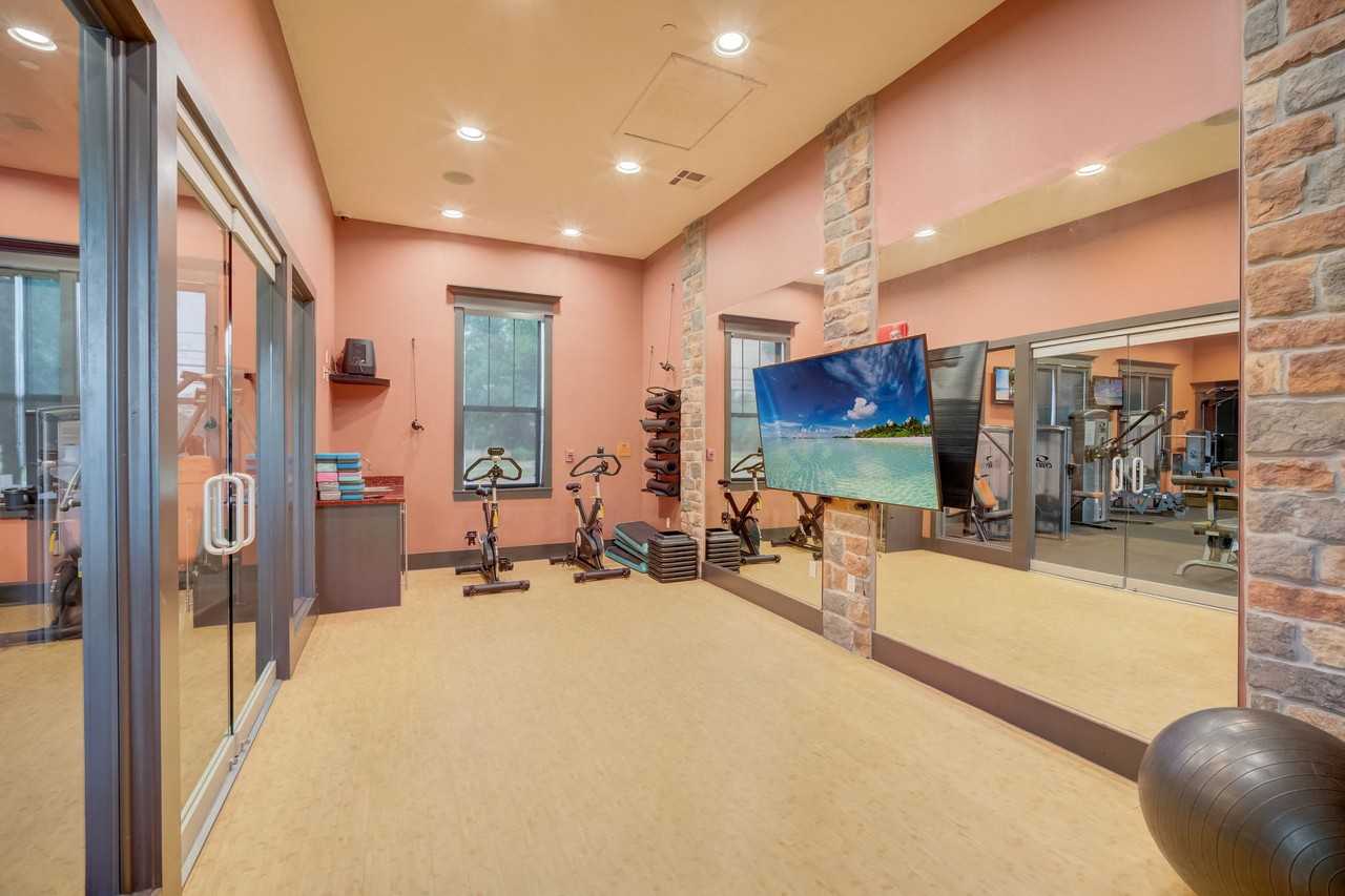 Las Brisas Apartment Homes - Photo 6 of 52