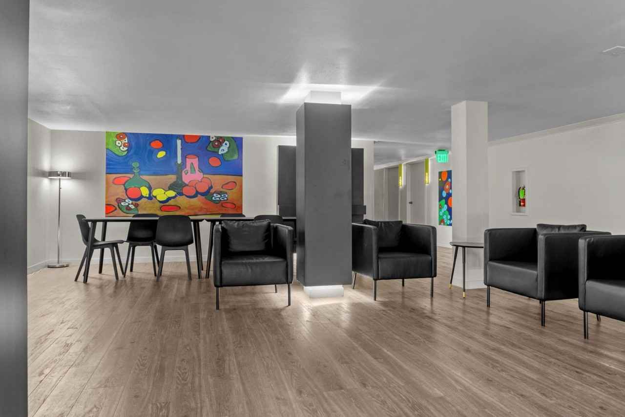 Broadmoor - Photo 6 of 15