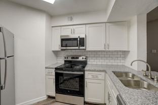 Hidden Palms Apartment Homes - Photo 1 of 1