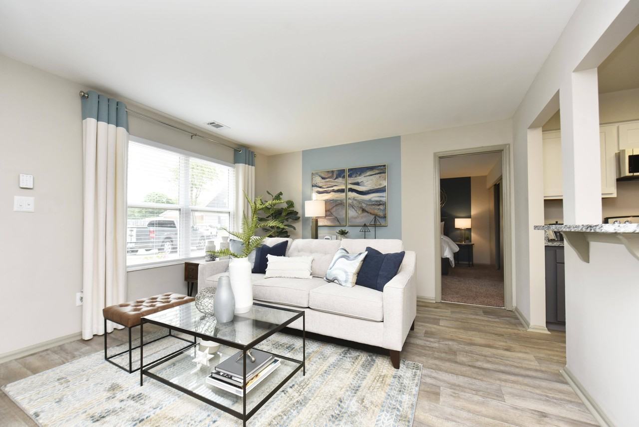 The Jameson - Photo 2 of 38