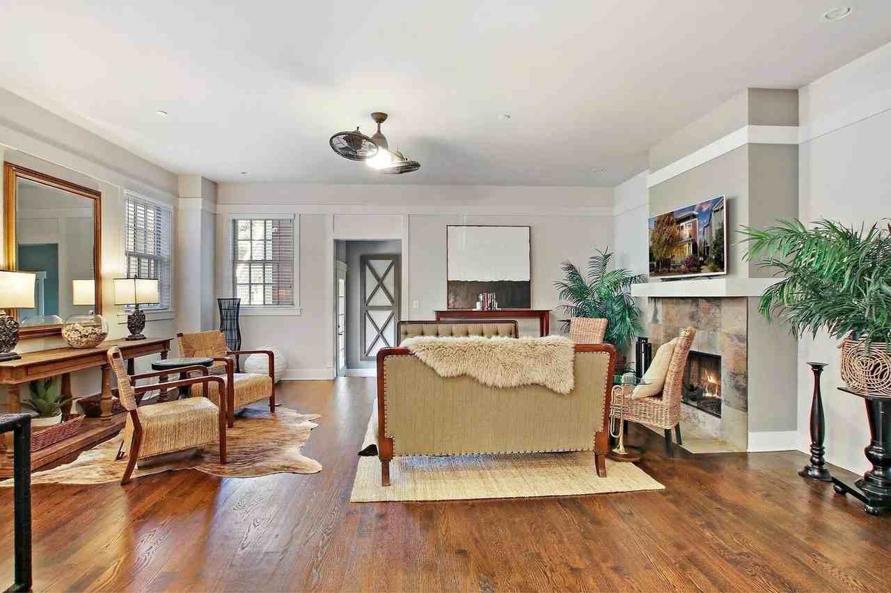 132 School Street - Photo 5 of 44