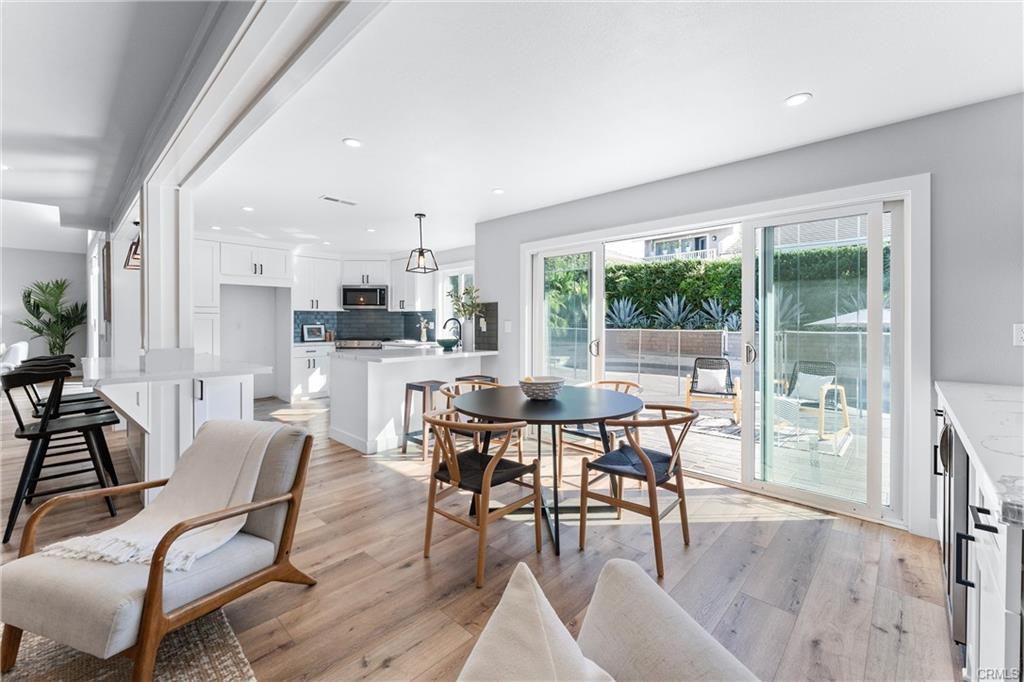 21776 Newvale Dr - Photo 3 of 8