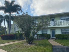 1720 Nw 19th Ter #102 - Photo 1 of 1