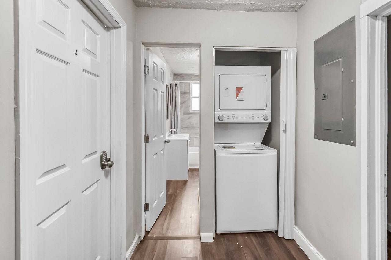 Sheridan St - Photo 3 of 15