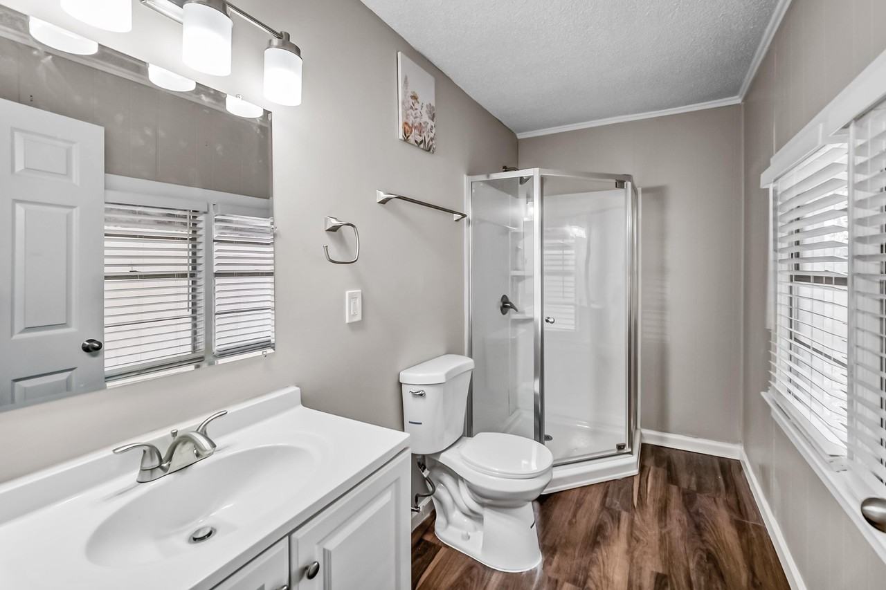 Sheridan St - Photo 6 of 15