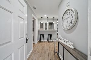 featured image of Willow Glen Dr