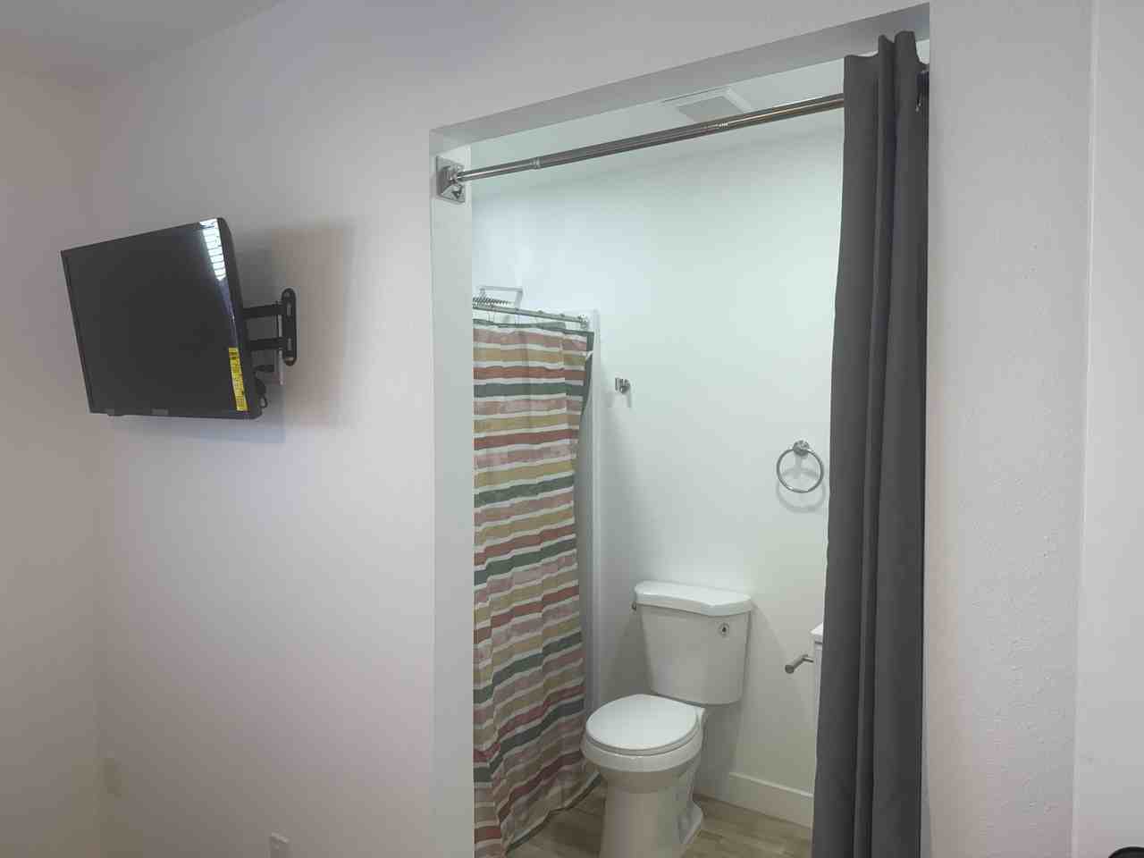 W Krall St - Photo 5 of 23